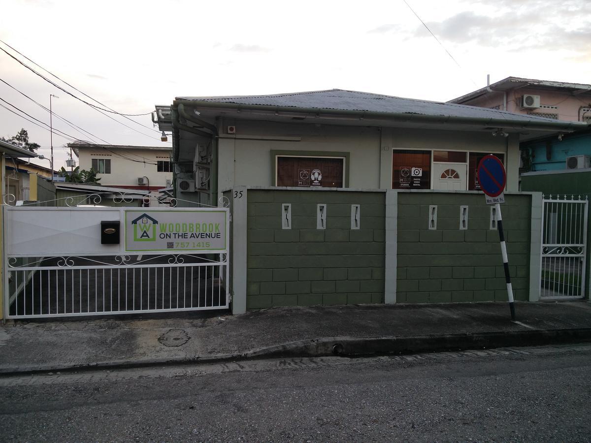 לינה וארוחת בוקר Port of Spain Woodbrook On The Avenue מראה חיצוני תמונה